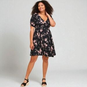 TORRID plus size studio knit cinched Sleeve fit/ flare floral Rose midi dress 3X